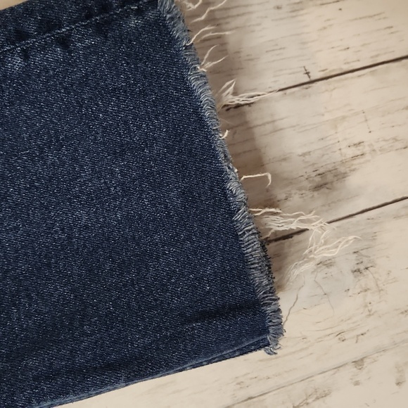 🥳LOFT Dark Blue Hi-Waist Kick Crop Size 6 - Picture 6 of 8
